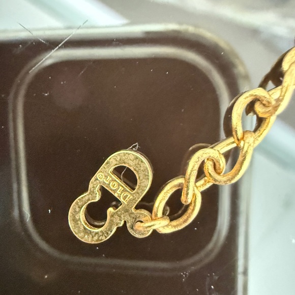 LOT 2224 18K gold plated Dior D Pendant Necklace - Picture 7 of 10